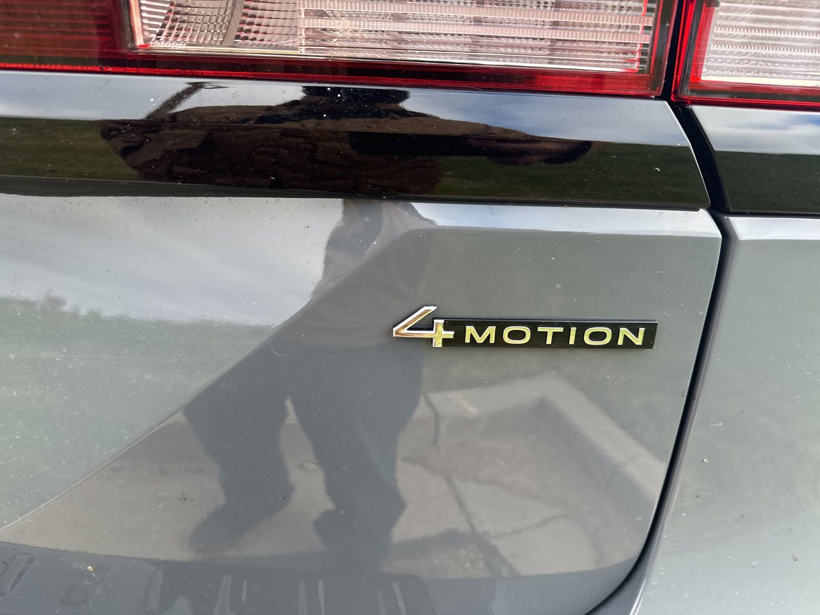 New 2026 Volkswagen Atlas Peak Edition image 8