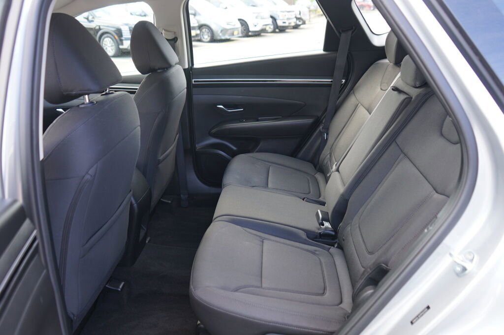 Certified 2023 Hyundai Tucson SE AWD/4WD image 17