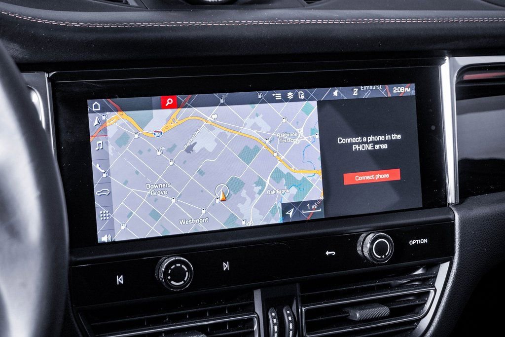 Certified 2025 Porsche Macan image 22