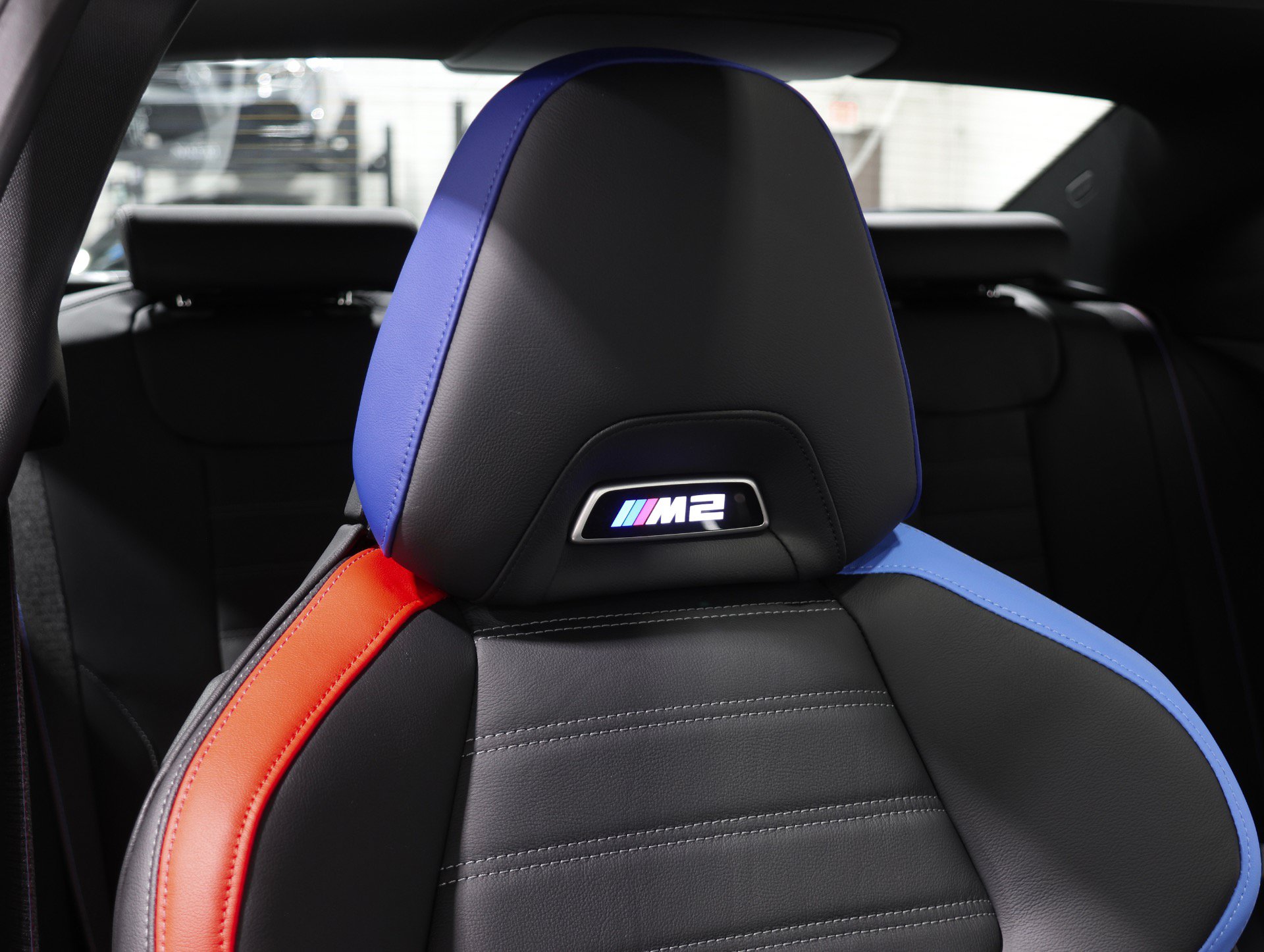 Used 2026 BMW M2 w/ Lighting Package RWD image 89