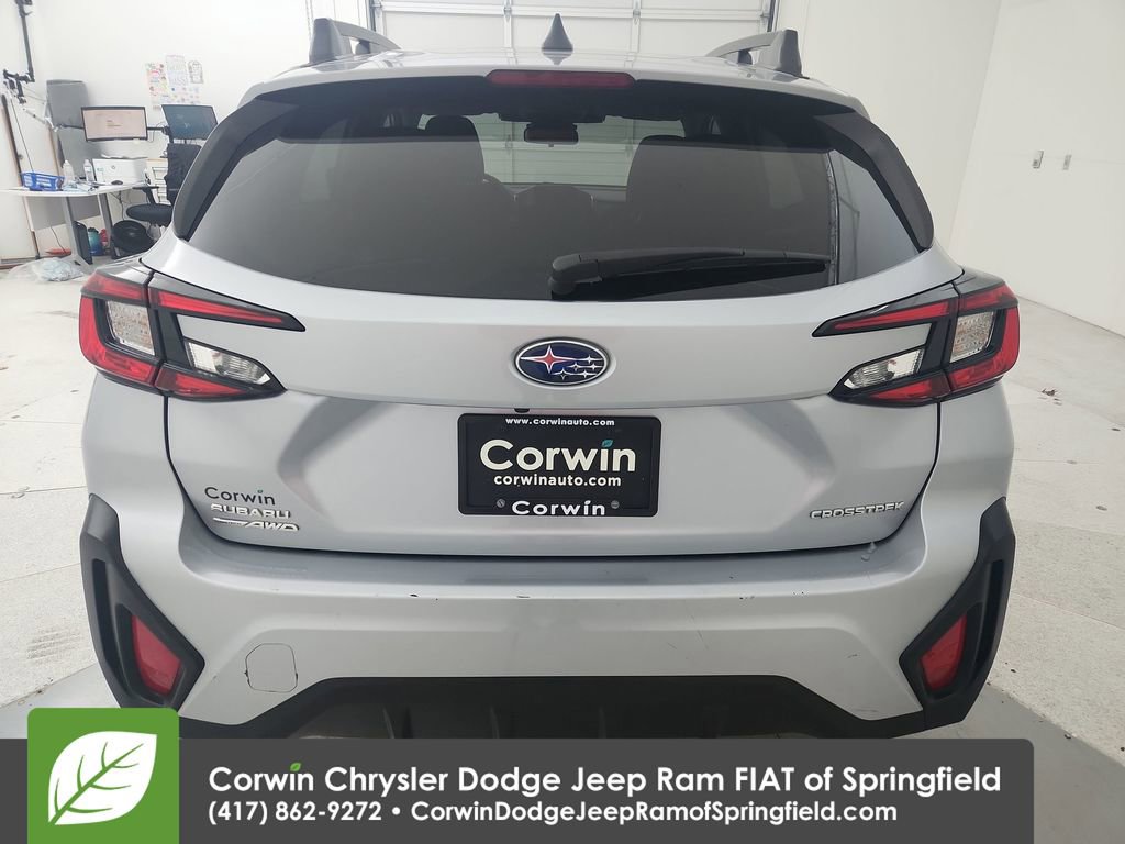 Used 2024 Subaru Crosstrek 2.0i Premium image 7
