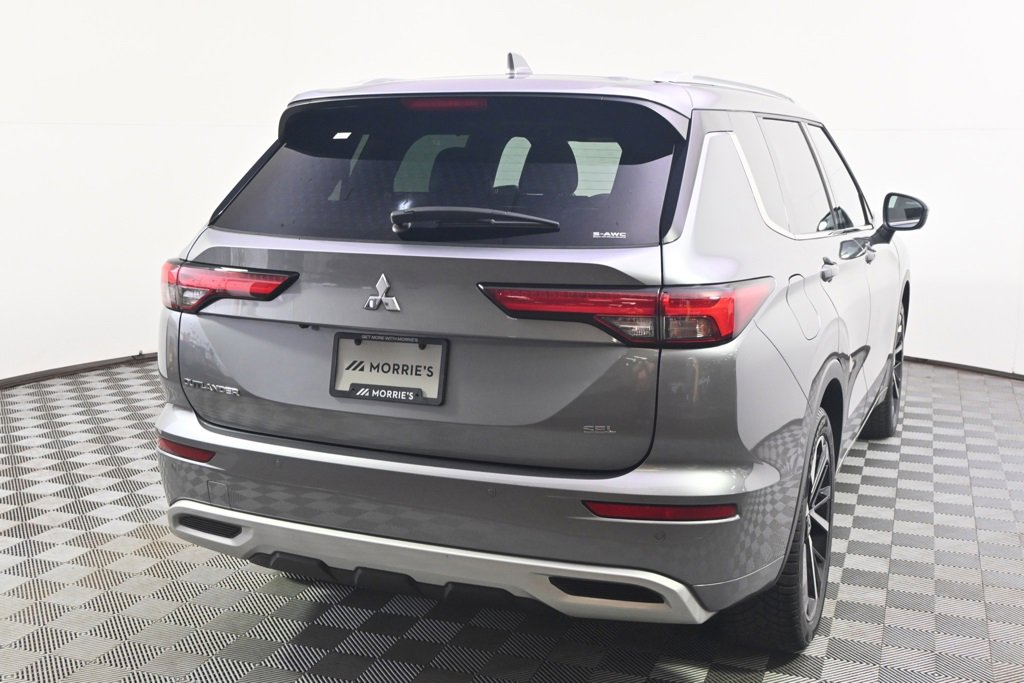 Used 2022 Mitsubishi Outlander SEL image 6