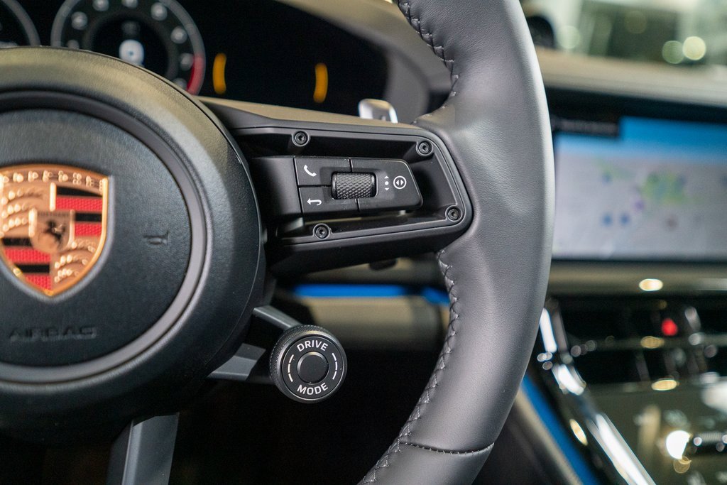 New 2026 Porsche Panamera 4 image 18