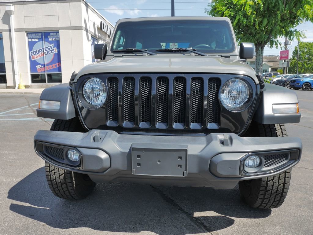 Used 2022 Jeep Wrangler Unlimited Sport AWD/4WD image 2
