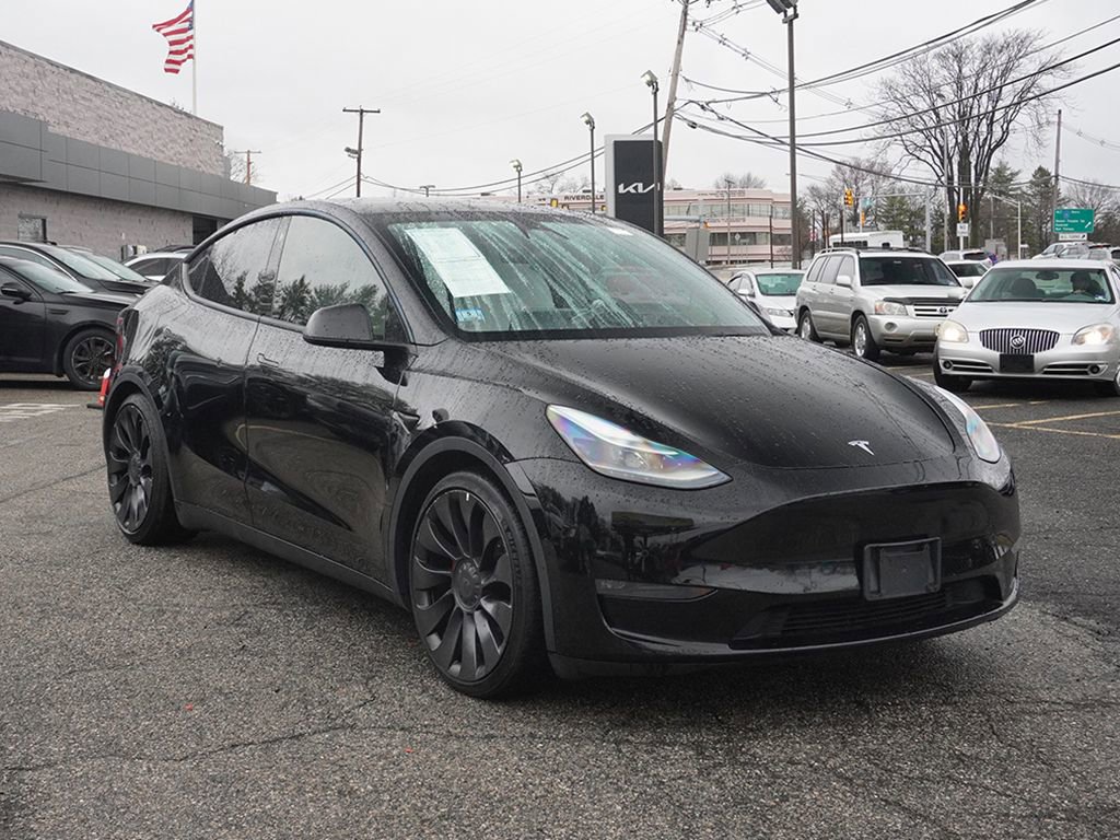 Used 2022 Tesla Model Y Performance image 2