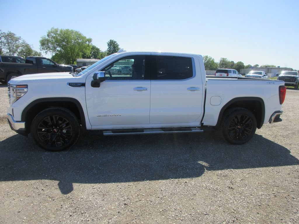 New 2026 GMC Sierra 1500 SLT w/ SLT Premium Package AWD/4WD image 10