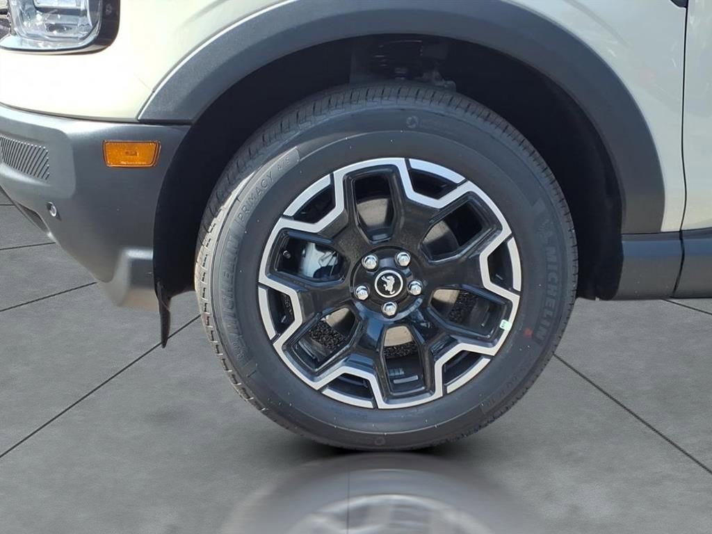 New 2025 Ford Bronco Sport Outer Banks w/ Outer Banks Tech Package+ AWD/4WD image 12