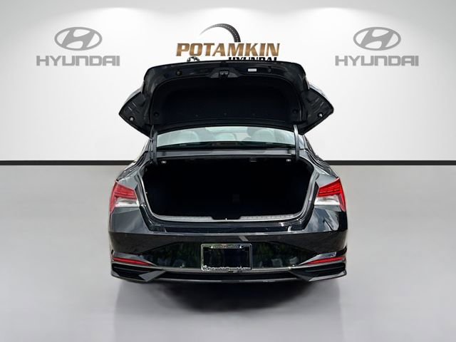 Certified 2023 Hyundai Elantra Limited w/ Cargo Package FWD image 24