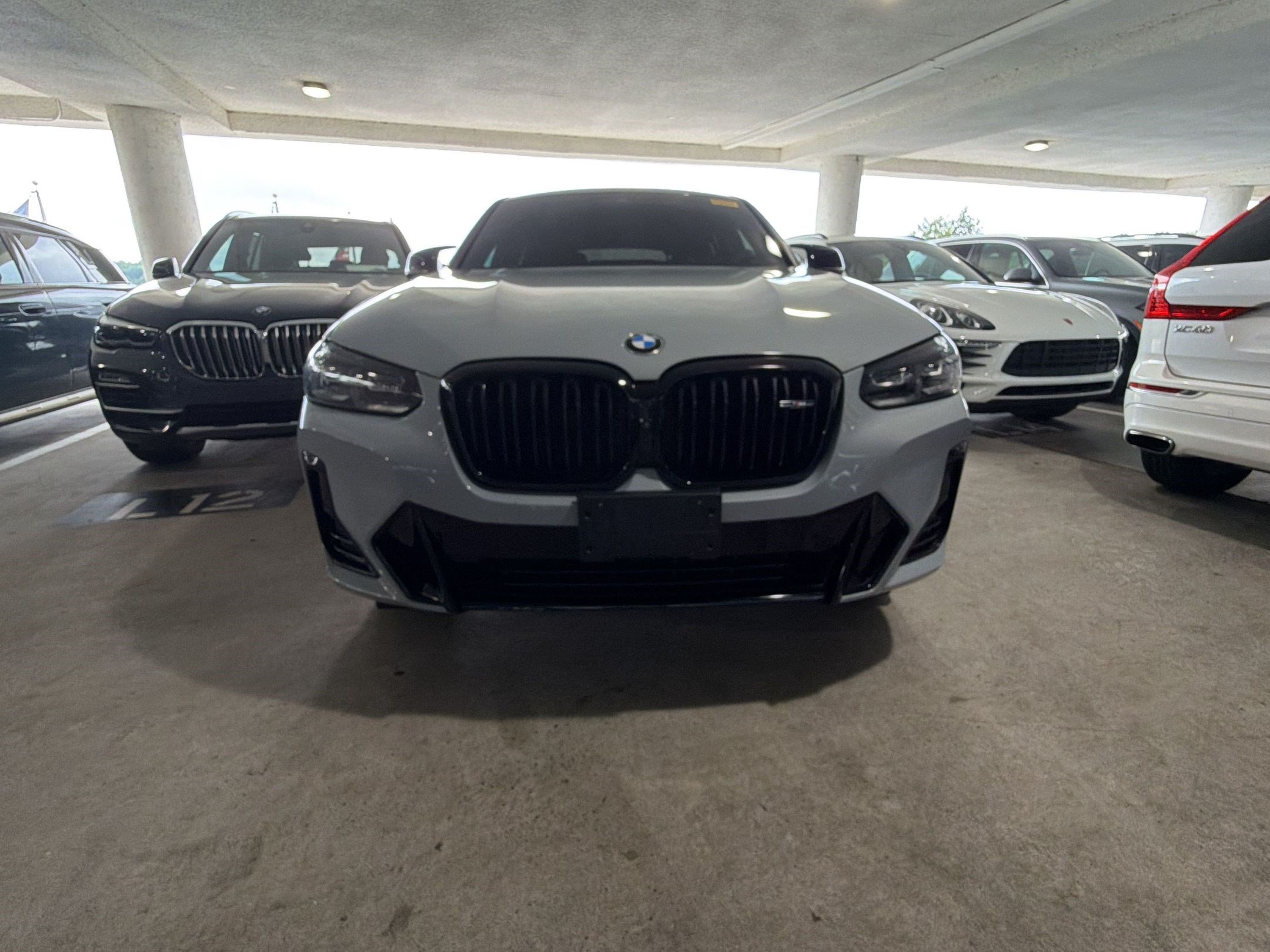 Certified 2023 BMW X4 M40i w/ Premium Package AWD/4WD image 4