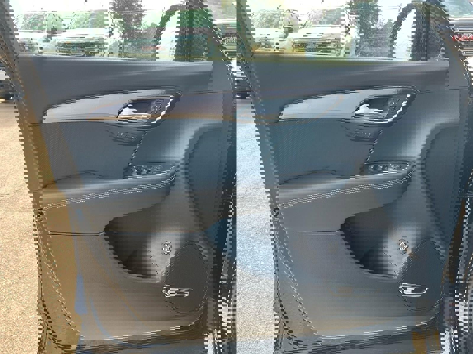 New 2025 Buick Envision Sport Touring image 24