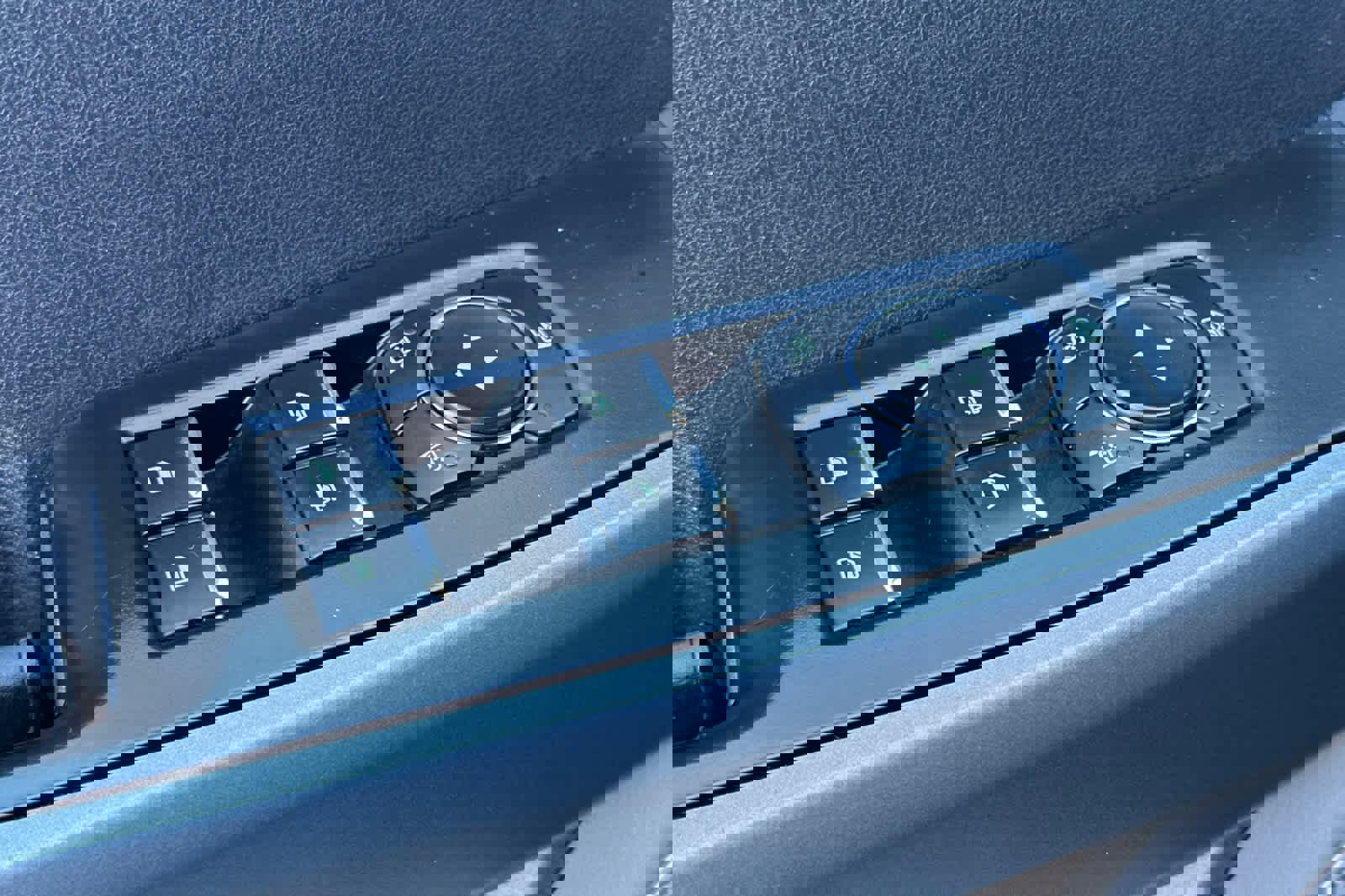 Used 2024 Ford F250 XLT w/ FX4 Off-Road Package image 13