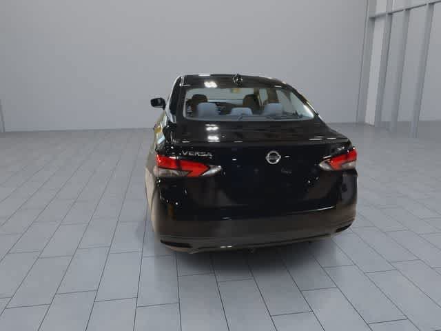 Used 2020 Nissan Versa SR FWD image 7