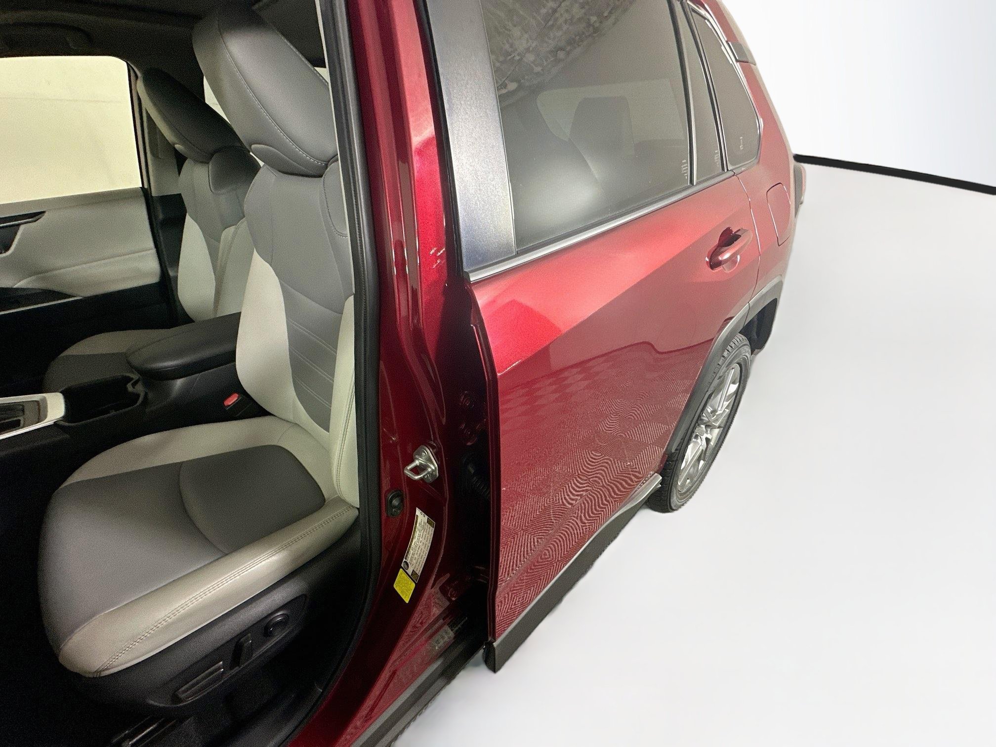 Certified 2022 Toyota RAV4 XLE Premium FWD image 12