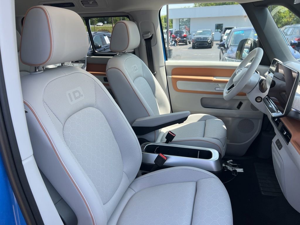 New 2025 Volkswagen ID. Buzz Pro S Plus image 23