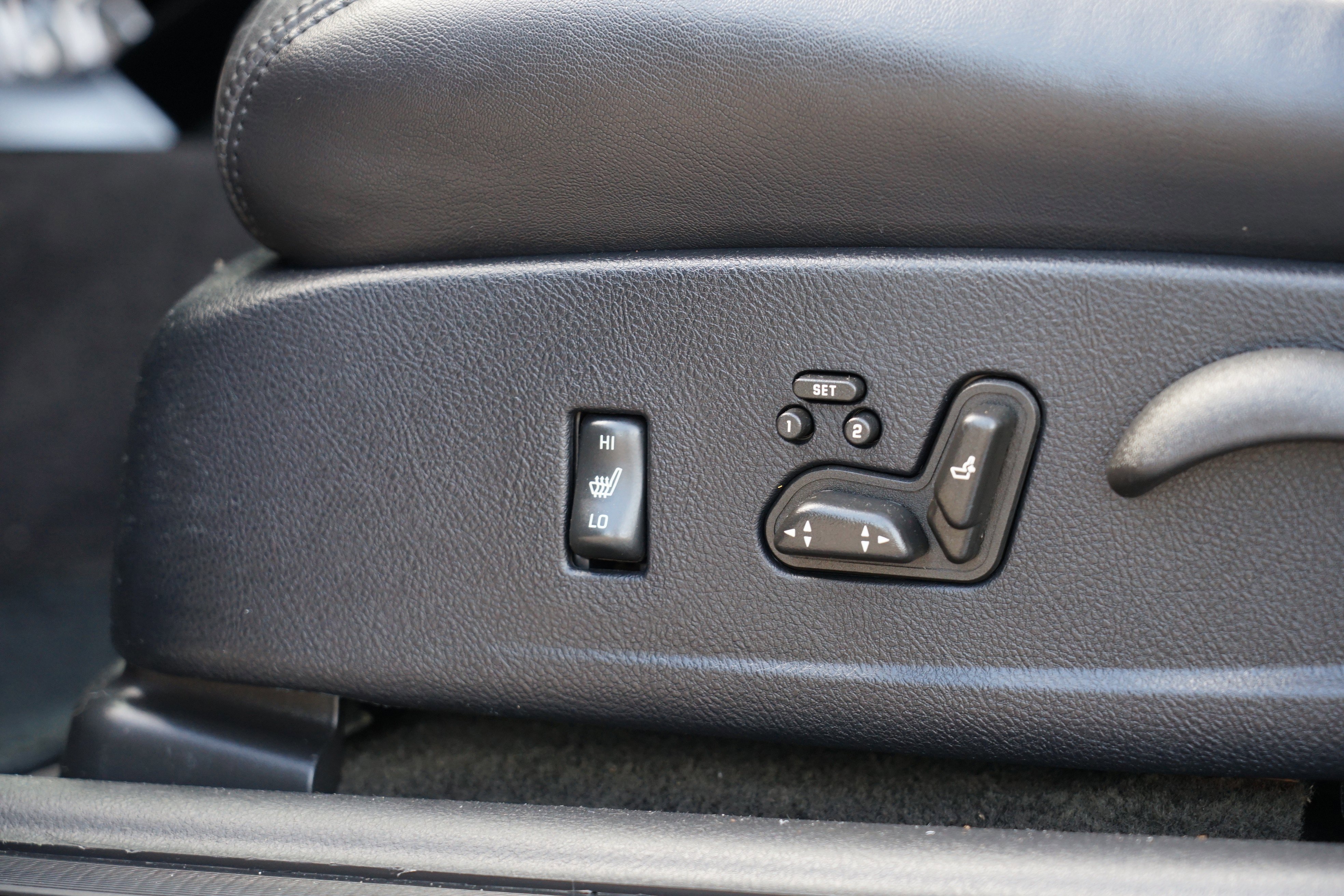 Used 2006 Chevrolet SSR w/ Preferred Equipment Group RWD image 19