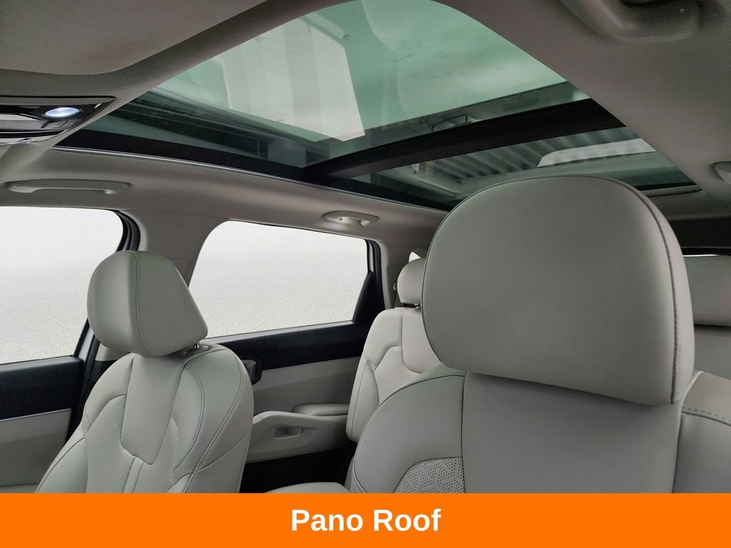 Used 2021 Kia Sorento S w/ Panoramic Sunroof Package AWD/4WD image 12