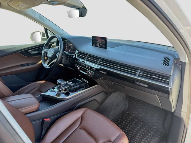 Used 2018 Audi Q7 3.0T Prestige w/ Prestige Package AWD/4WD image 15