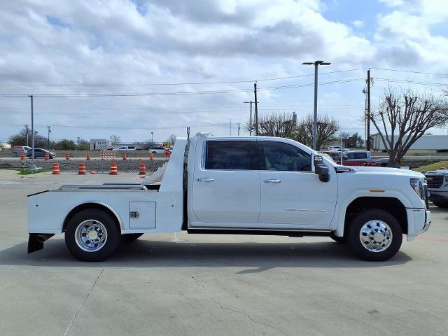 Certified 2025 GMC Sierra 3500 Denali w/ Denali Reserve Package image 2