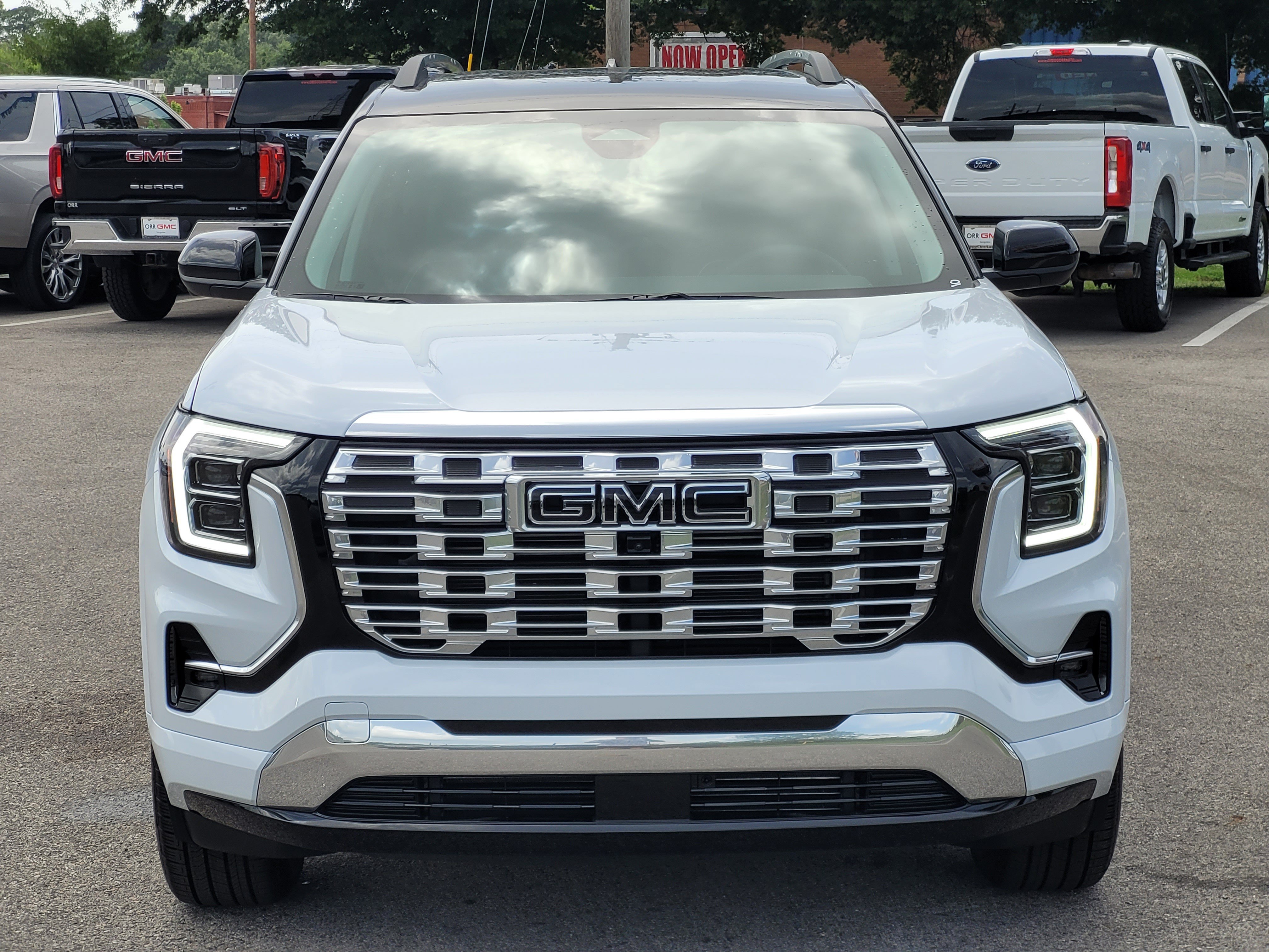 New 2027 GMC Terrain Denali w/ LPO, Black Badging Package AWD/4WD image 2