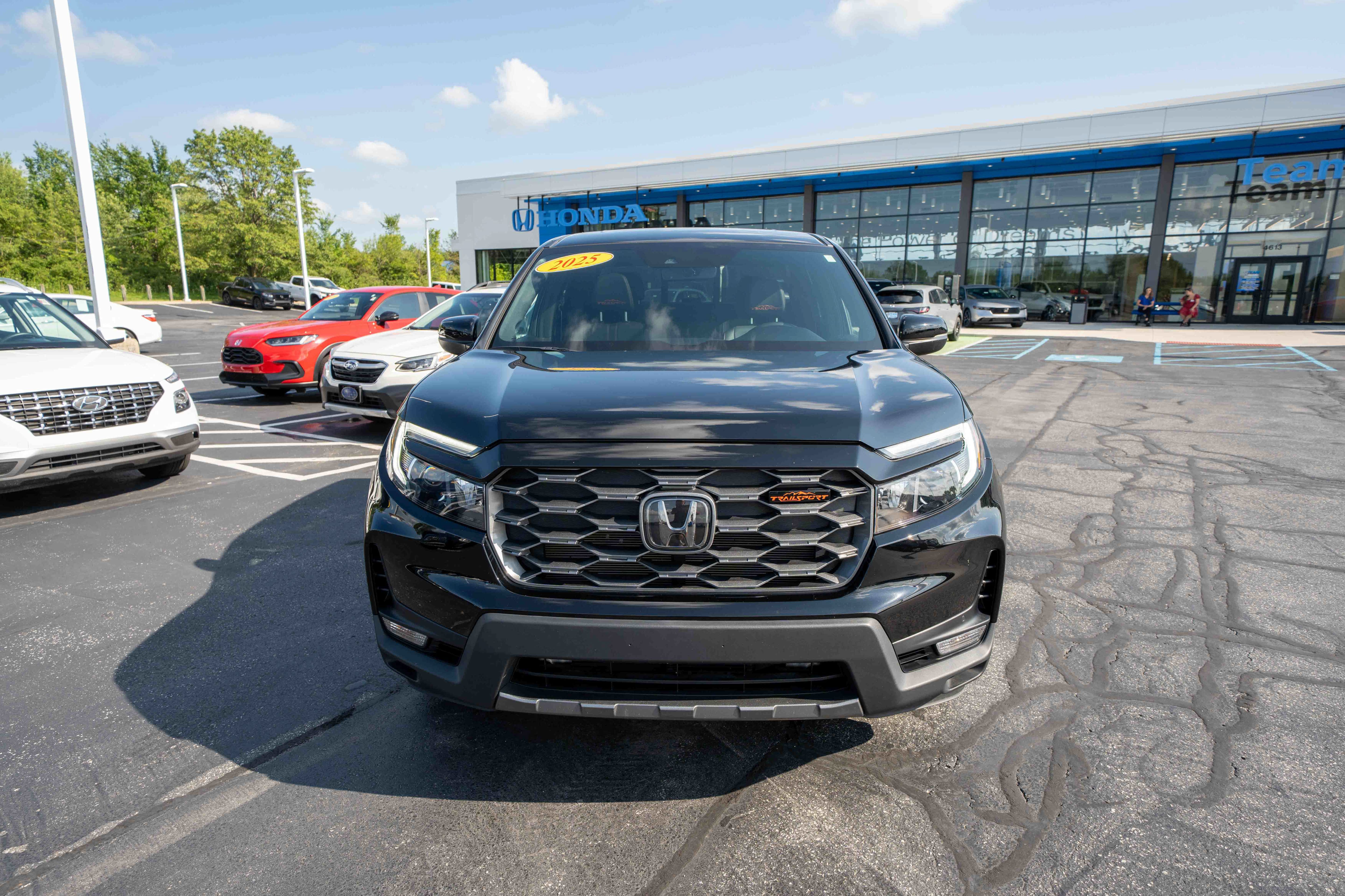 Certified 2025 Honda Ridgeline TrailSport image 2