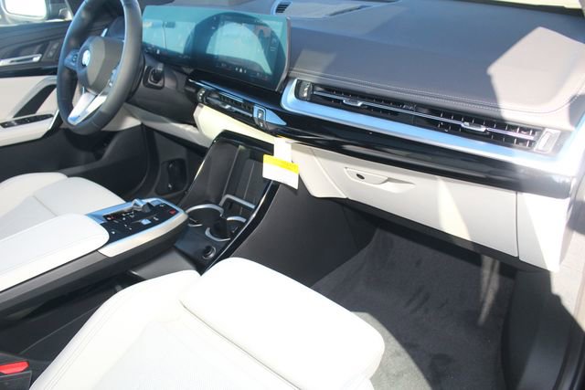 Used 2026 BMW X1 xDrive28i w/ Technology Package image 23