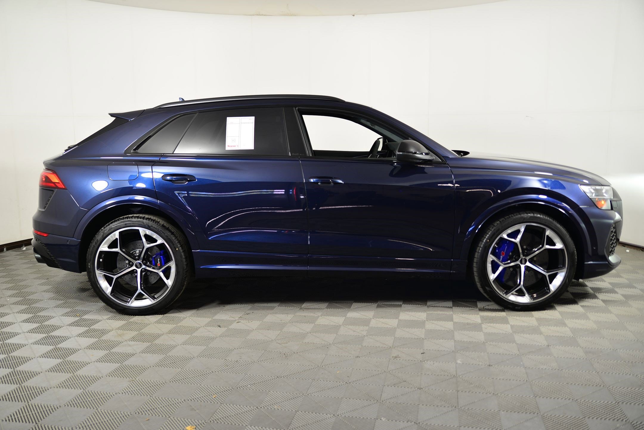 New 2026 Audi RS Q8 performance image 7