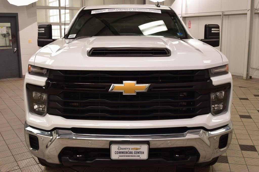 Used 2025 Chevrolet Silverado 3500 W/T w/ WT/CX Safety Package image 2