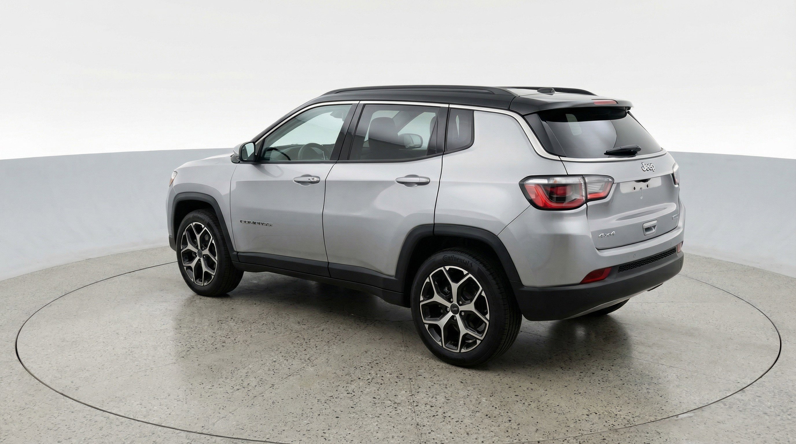 Used 2025 Jeep Compass Limited image 6