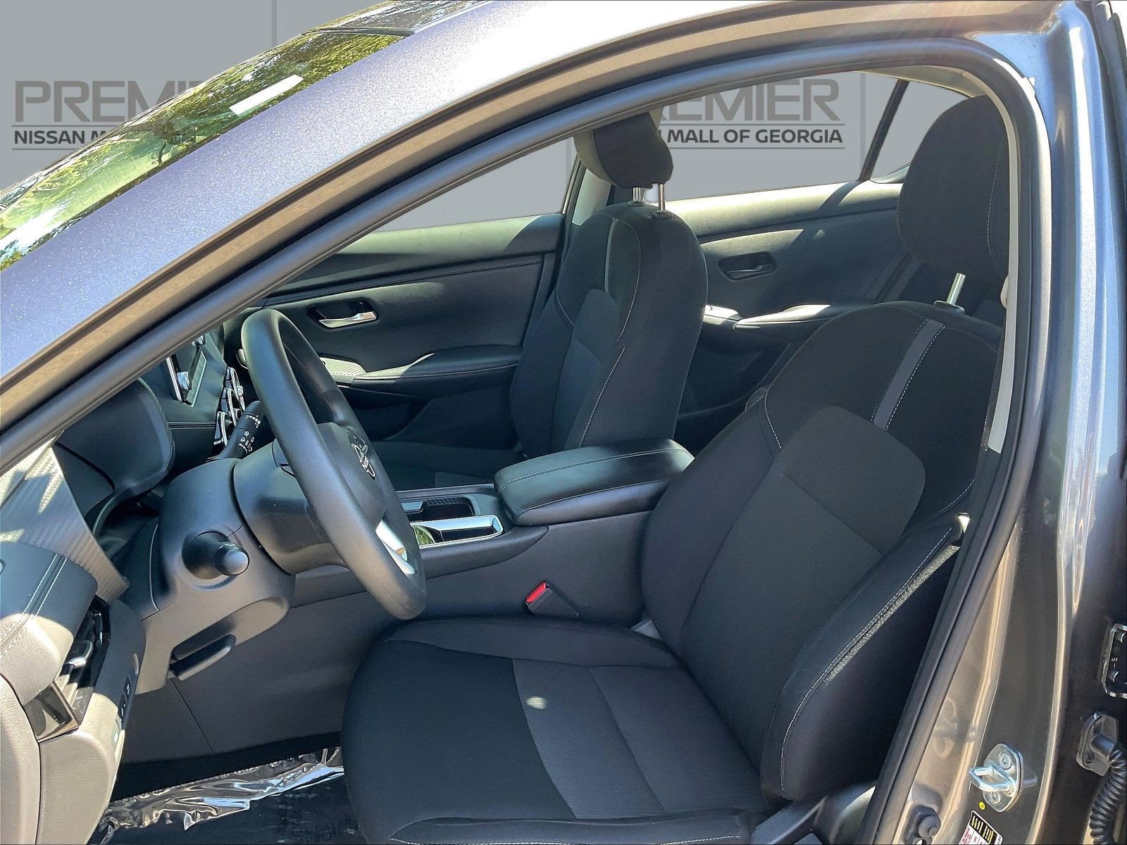 Certified 2025 Nissan Sentra SV w/ Lighting Package FWD image 23