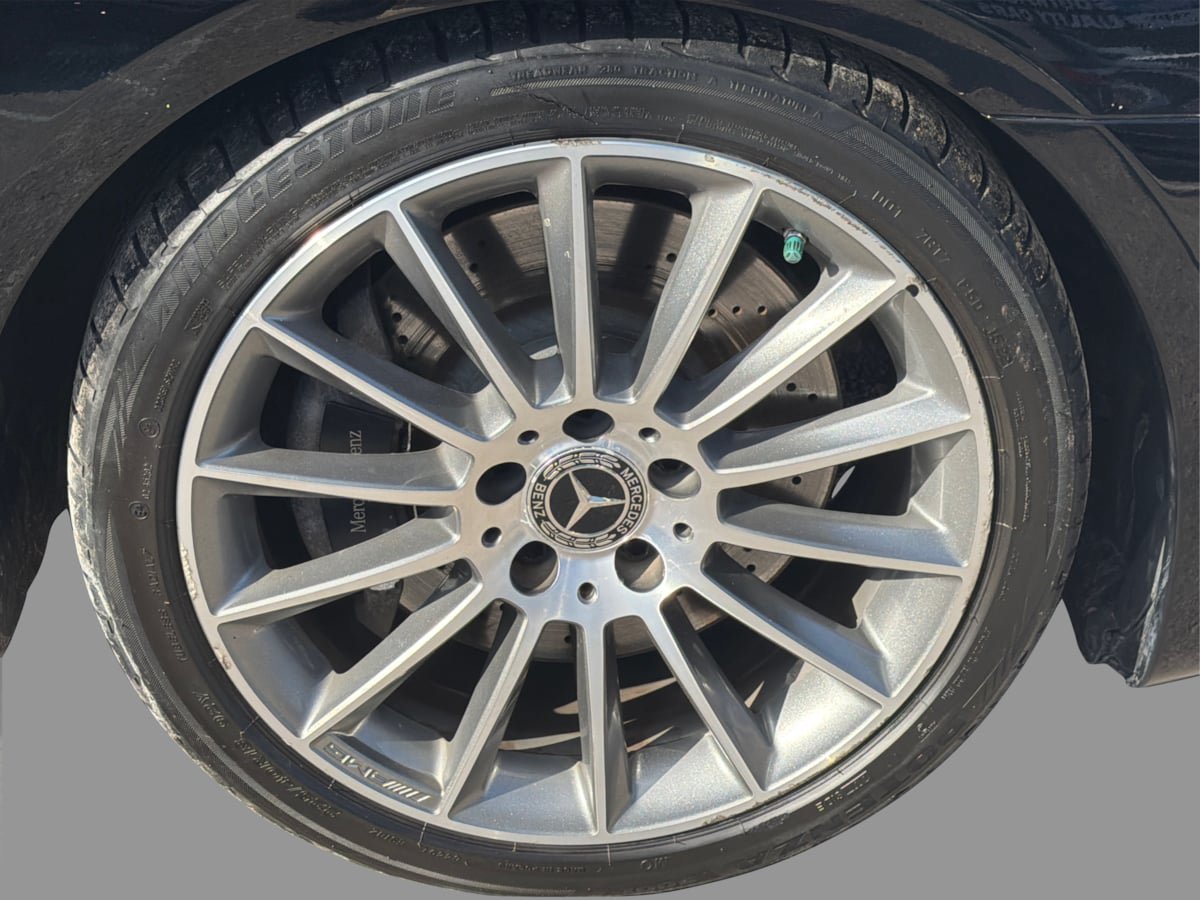 Used 2020 Mercedes-Benz SLC 300 w/ Premium Package image 40