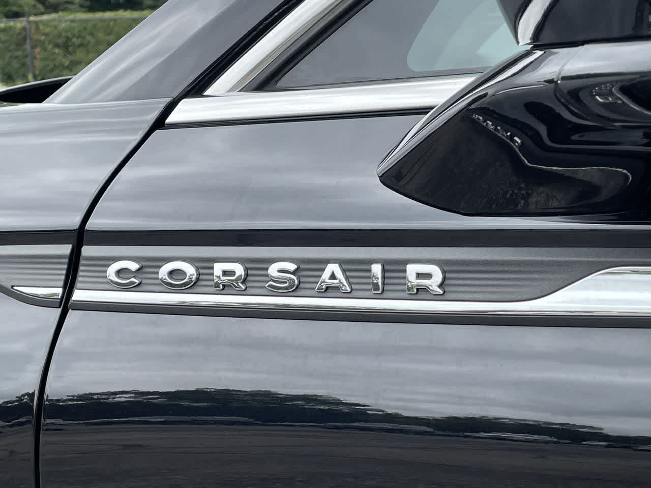 Used 2024 Lincoln Corsair AWD w/ Equipment Group 101A image 39