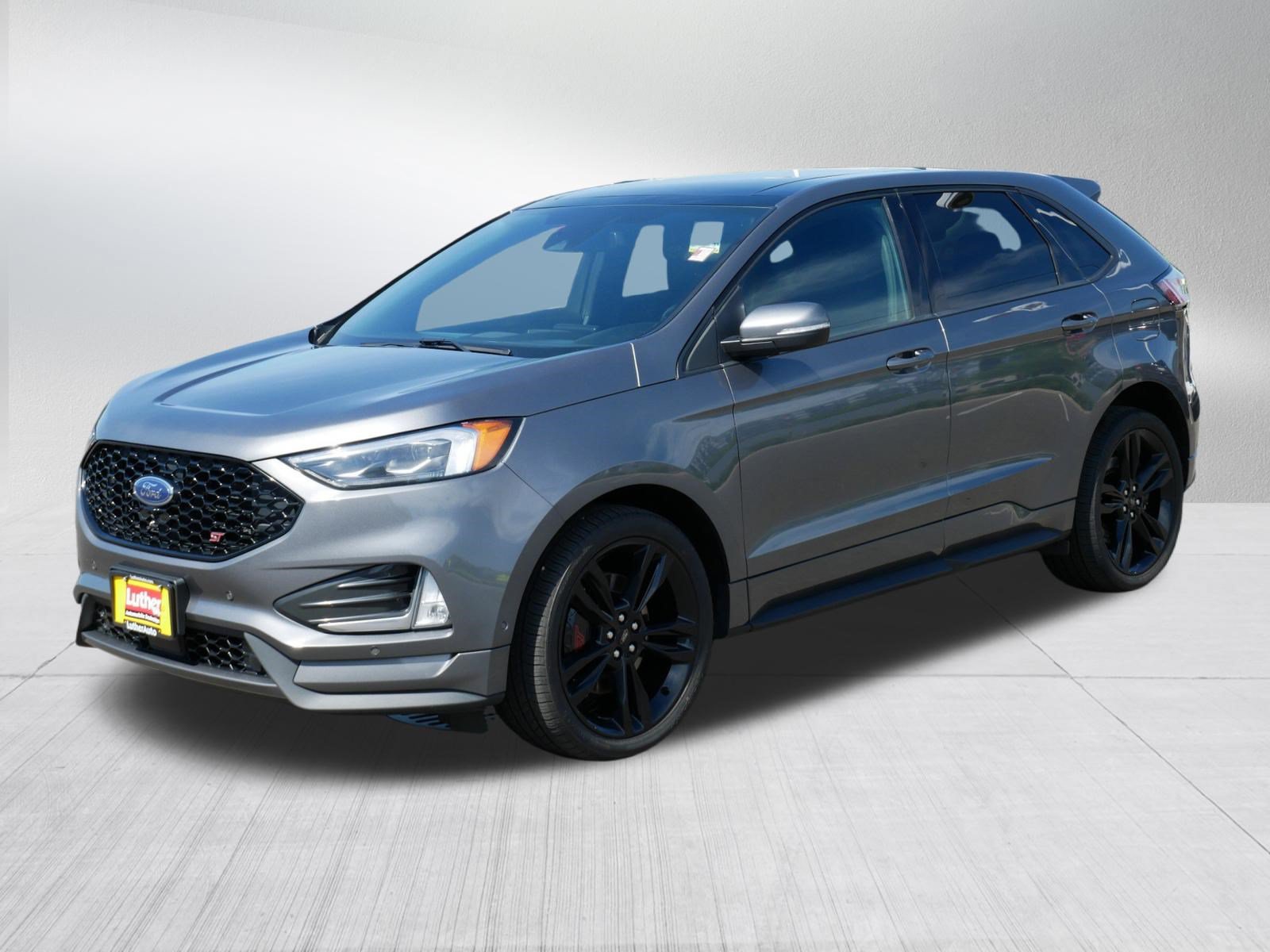 Used 2022 Ford Edge ST w/ Equipment Group 401A AWD/4WD image 3