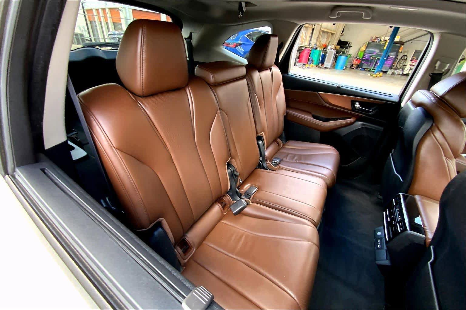 Certified 2023 Acura MDX FWD w/ Technology Package image 19