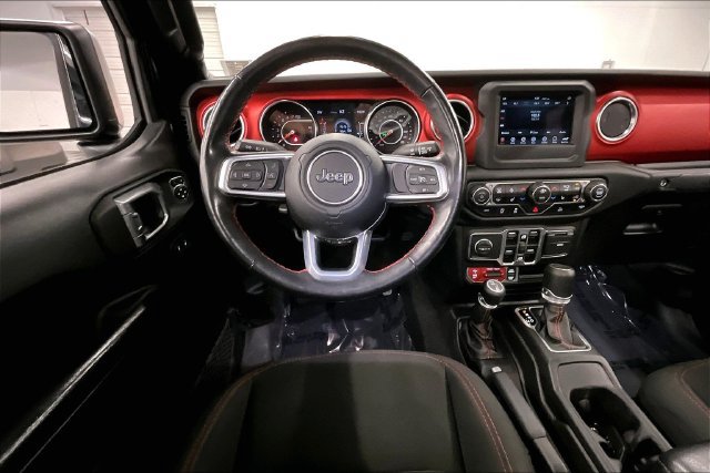 Used 2021 Jeep Gladiator Rubicon w/ Cold Weather Group AWD/4WD image 6