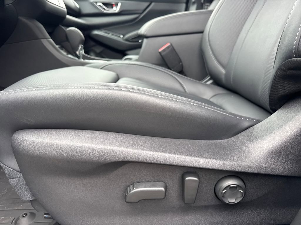 New 2026 Subaru Ascent Limited image 17