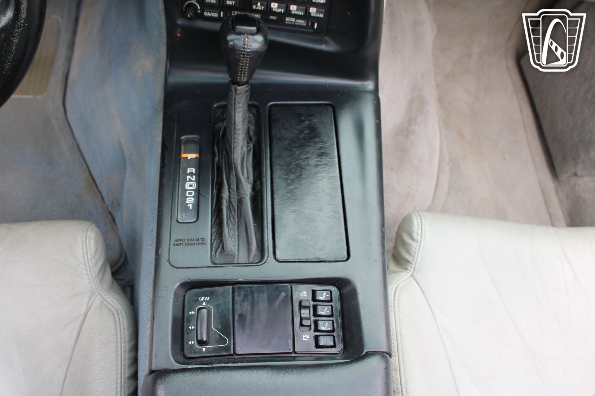 Used 1996 Chevrolet Corvette Coupe RWD image 16