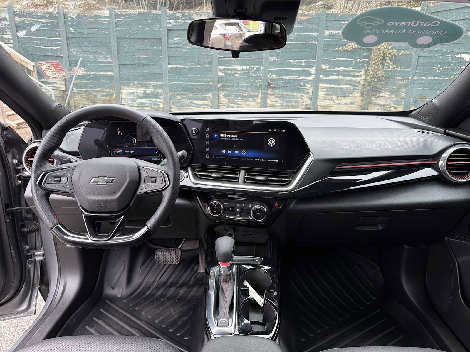 Certified 2025 Chevrolet Trax RS w/ Driver Confidence Package image 19