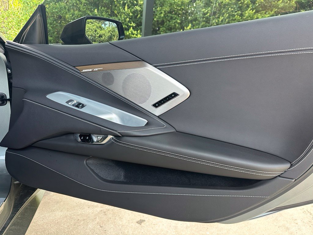 Used 2022 Chevrolet Corvette Stingray Preferred Cpe w/ Z51 Performance Package RWD image 16