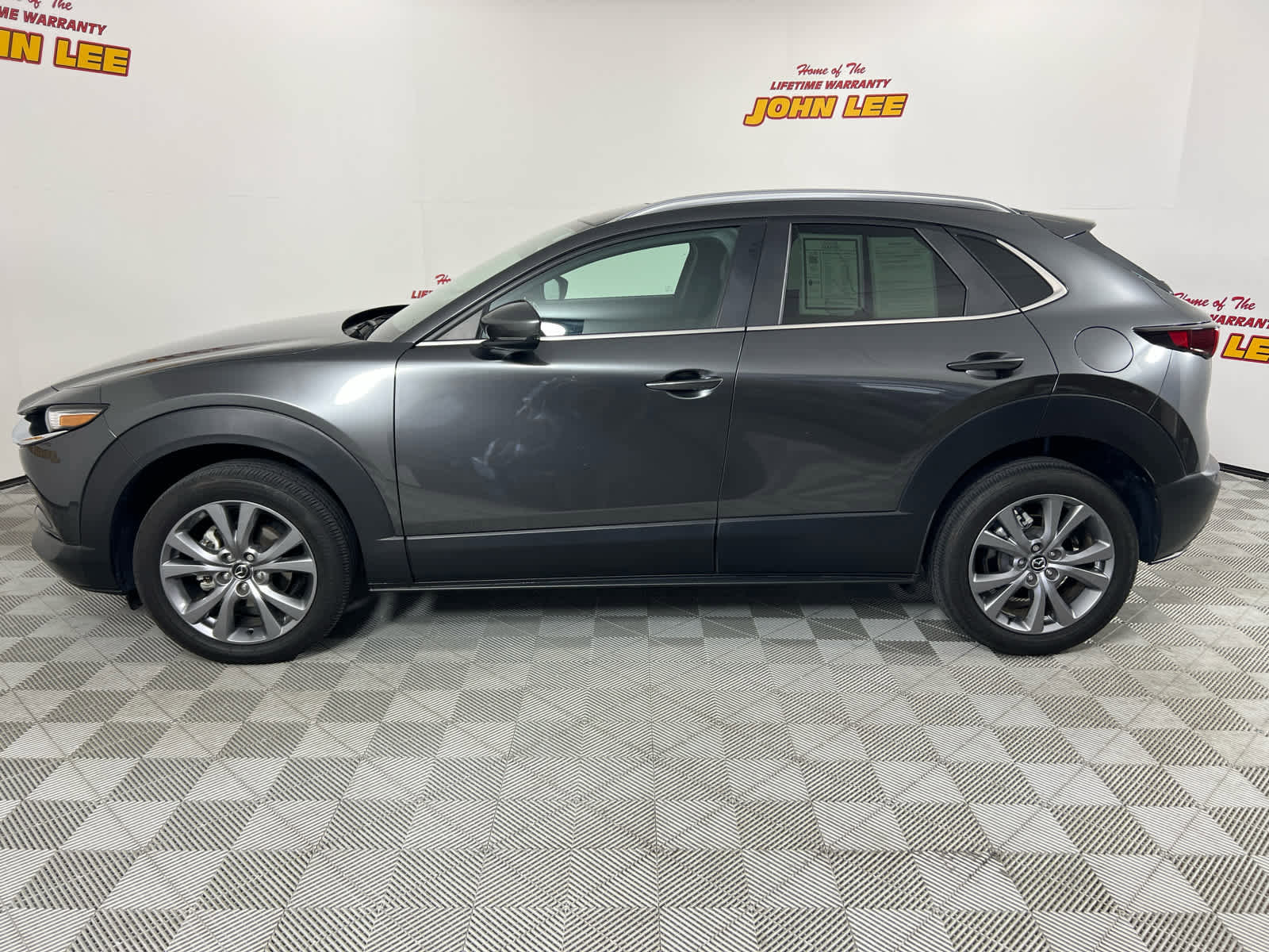 Used 2024 MAZDA CX-30 AWD 2.5 S w/ Preferred Package image 2