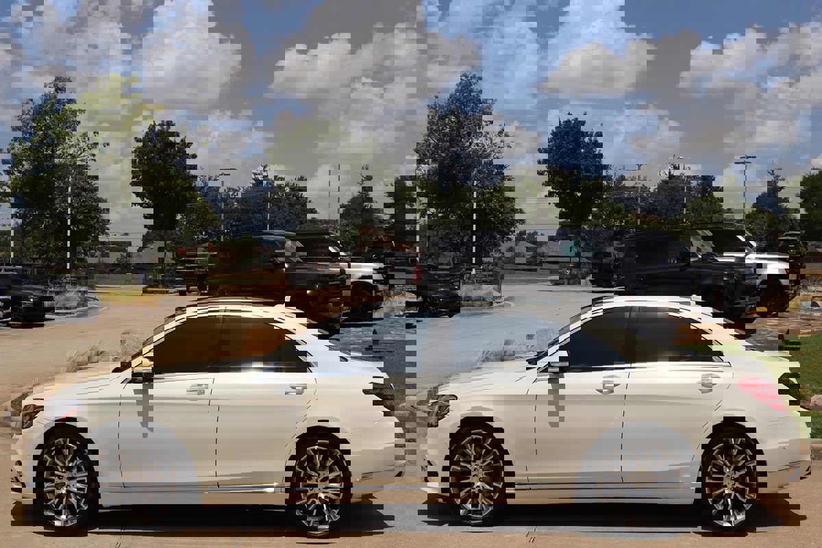 Used 2018 Mercedes-Benz S 560 4MATIC Sedan image 7