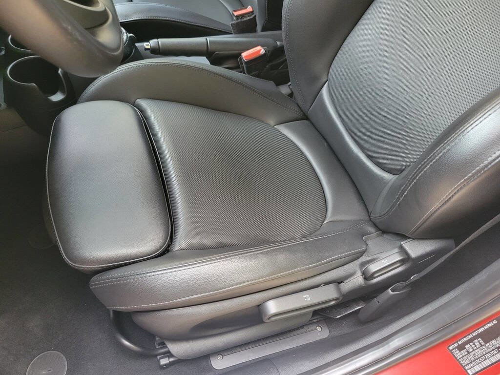 Used 2015 MINI Cooper S image 38