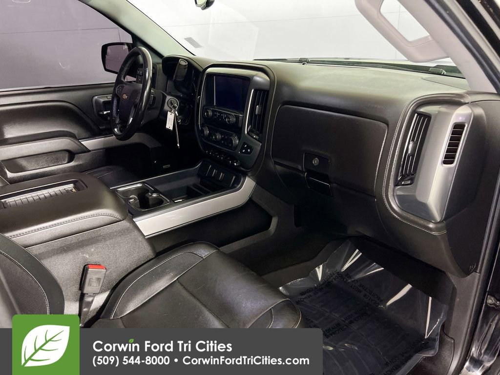 Used 2018 Chevrolet Silverado 1500 LTZ Z71 w/ Midnight Edition image 29