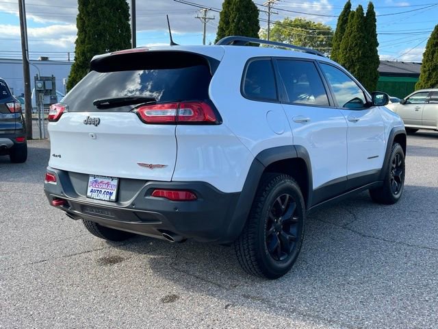 Used 2018 Jeep Cherokee Trailhawk image 4