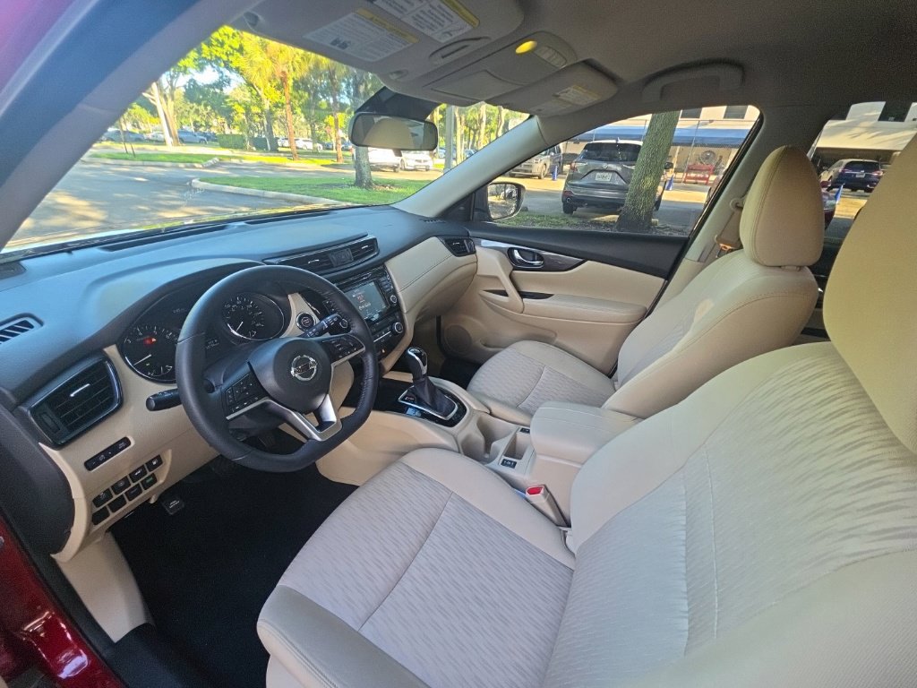Used 2019 Nissan Rogue SV FWD image 18