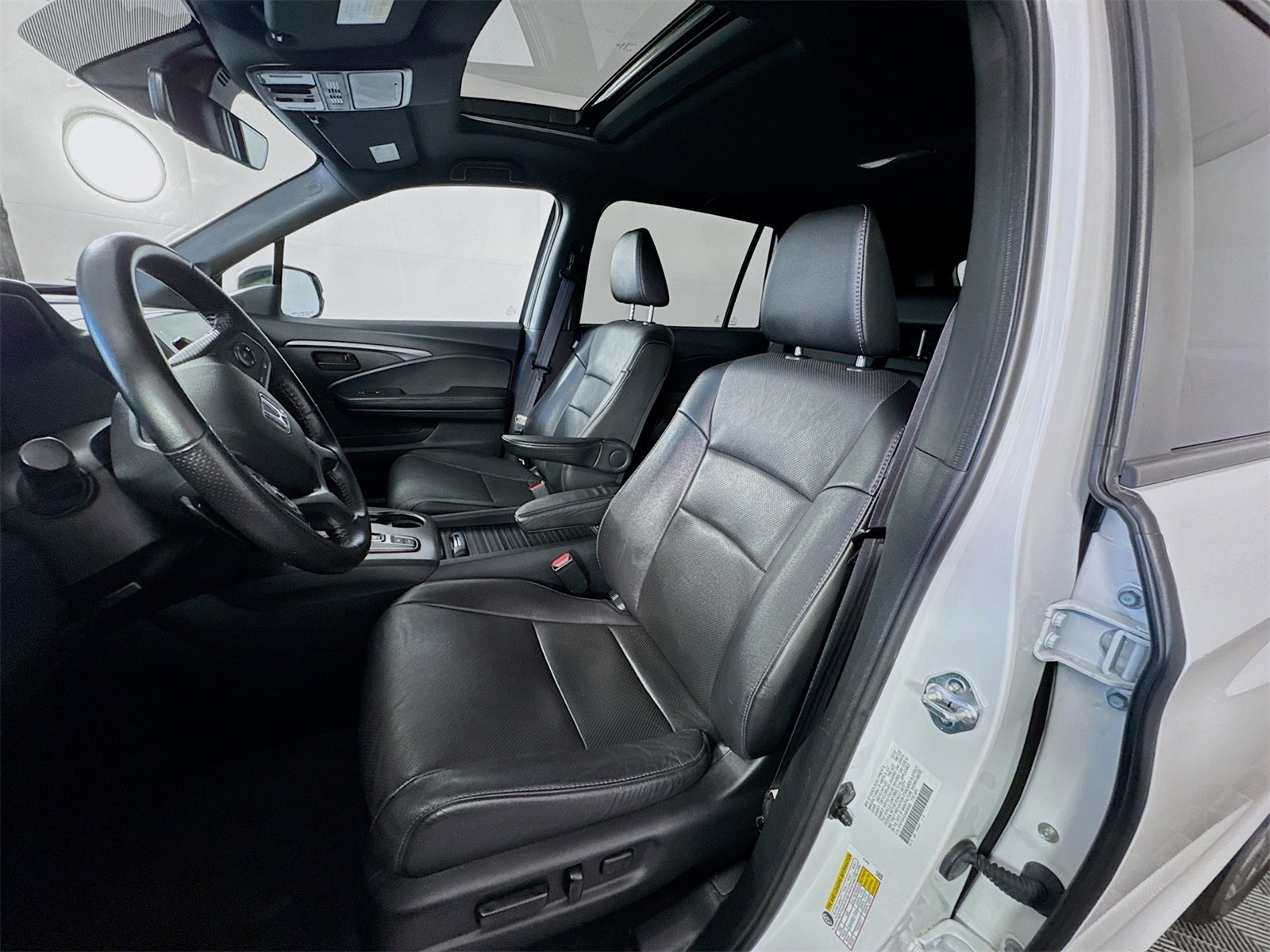 Used 2022 Honda Passport EX-L image 14