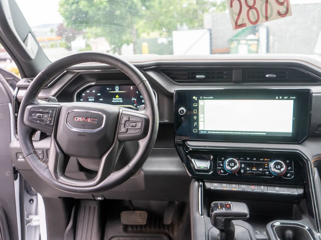 Used 2023 GMC Sierra 1500 AT4 w/ AT4 Preferred Package AWD/4WD image 14