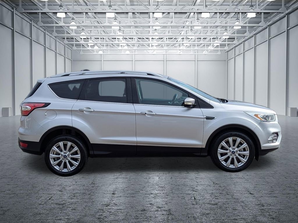 Used 2017 Ford Escape Titanium image 6