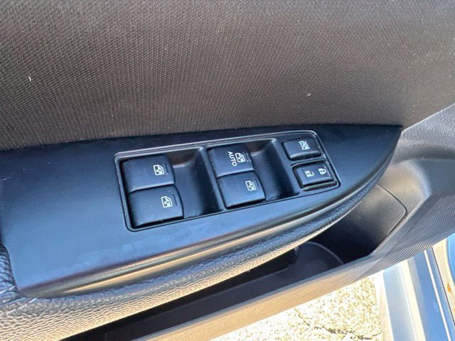 Used 2014 Subaru Legacy 2.5i Sport AWD/4WD image 9