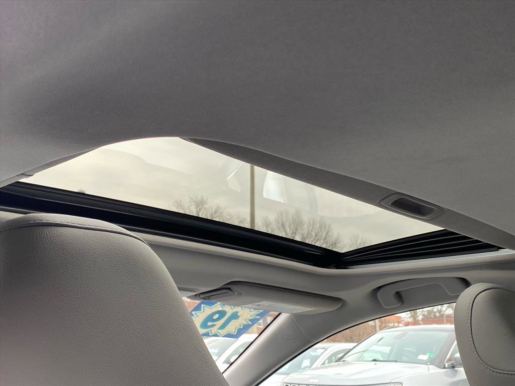 Used 2019 Toyota Camry SE image 21