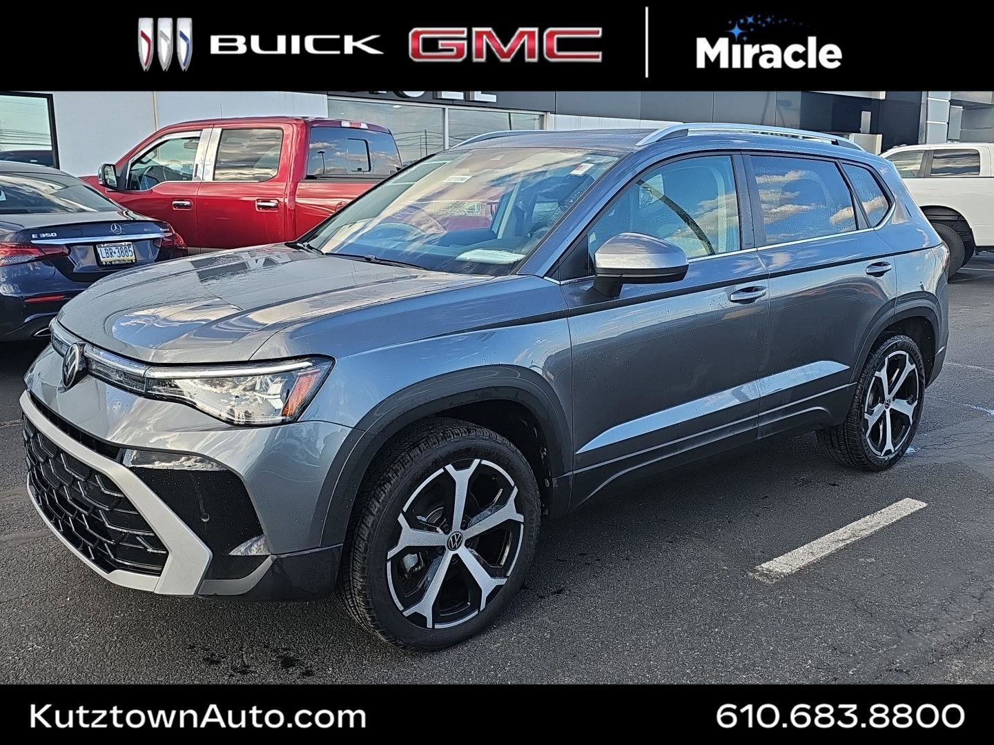 Used 2025 Volkswagen Taos SEL image 1